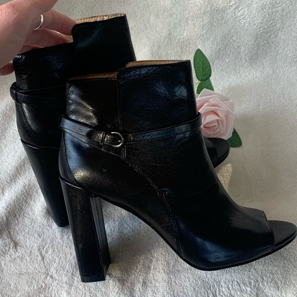 Banana Republic Gayle leather open toe ankle boots - Picture 15 of 15